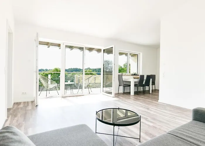 Haus Jagstblick Отель *