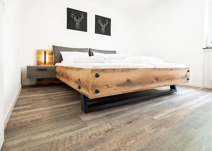 Haus Jagstblick Отель *